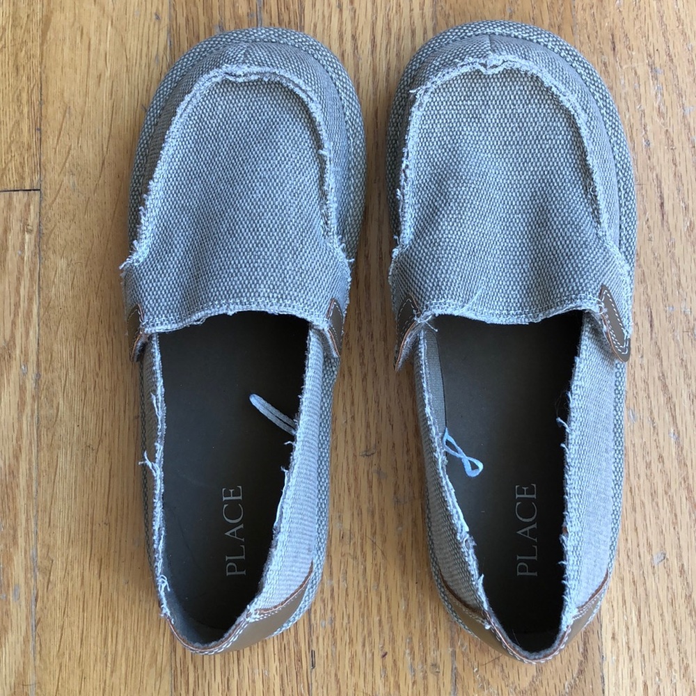 Boys slip on shoes